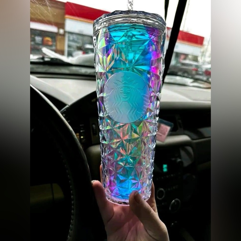 🫧 ISO STARBUCKS CUP 🫧